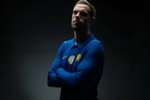 免签老队长！回顾亨德森利物浦时期对切尔西惊天远射、怒瞪科斯塔